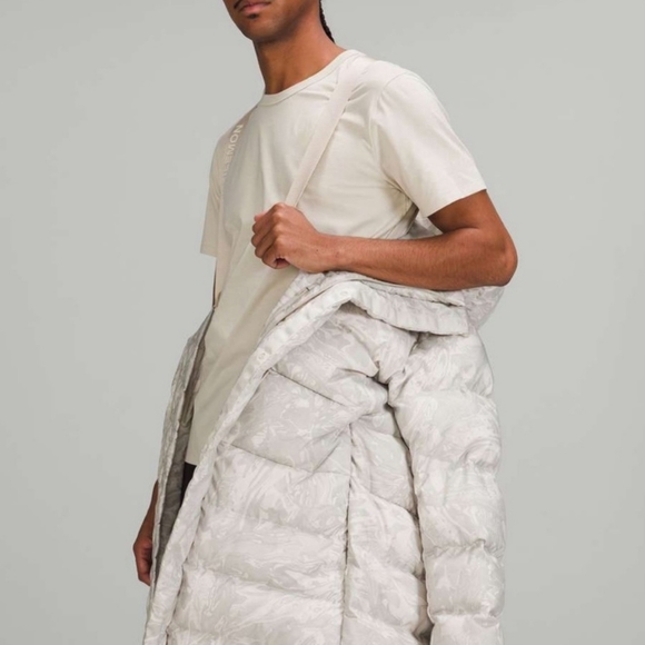 🔥NWT LULULEMON MEN'S DOWN JACKET MAPLE METAMORPHOSIS LIGHT NEUTRAL MULTI 3XL - Picture 3 of 14